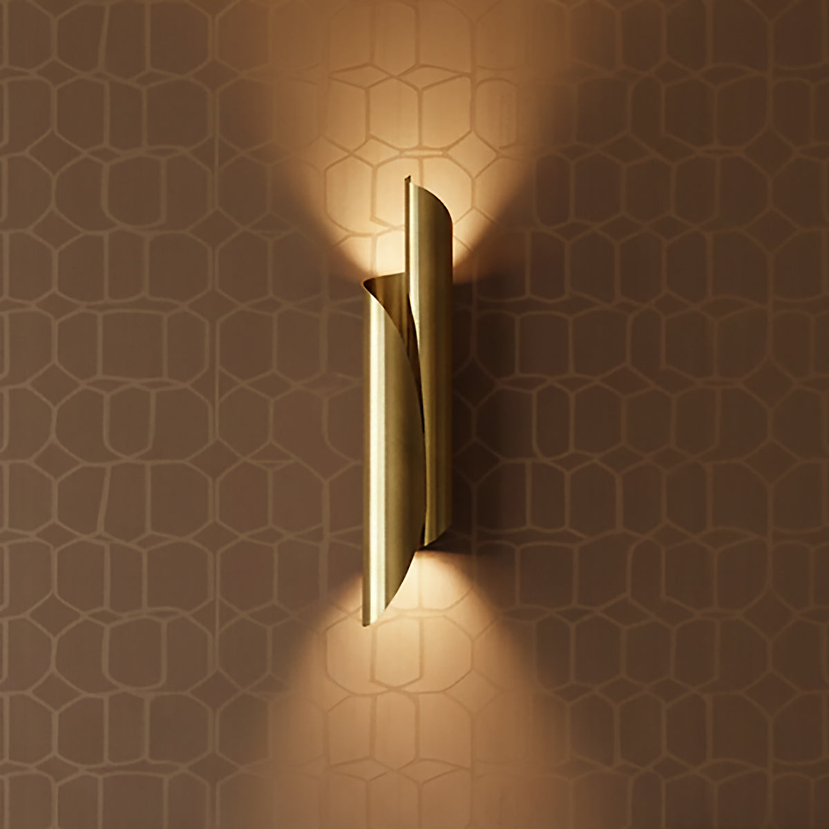 Isla Wrapped Wall Sconce 26", Vintage Brass