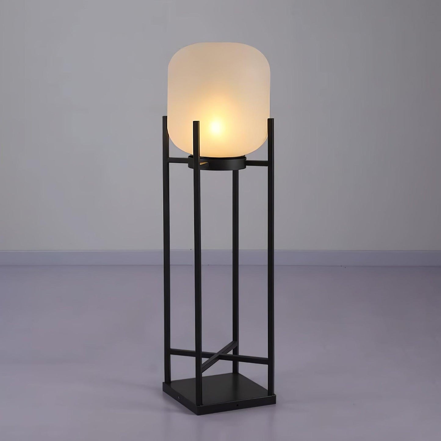 Lantern Outdoor Solar Floor Lamp